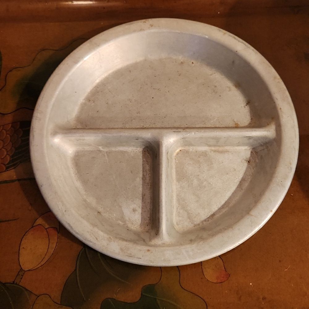 Vintage Wear Ever No.523 Aluminum Cafeteria Plate